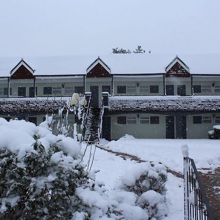 The Town & Country Lodge Dundry Exterior photo