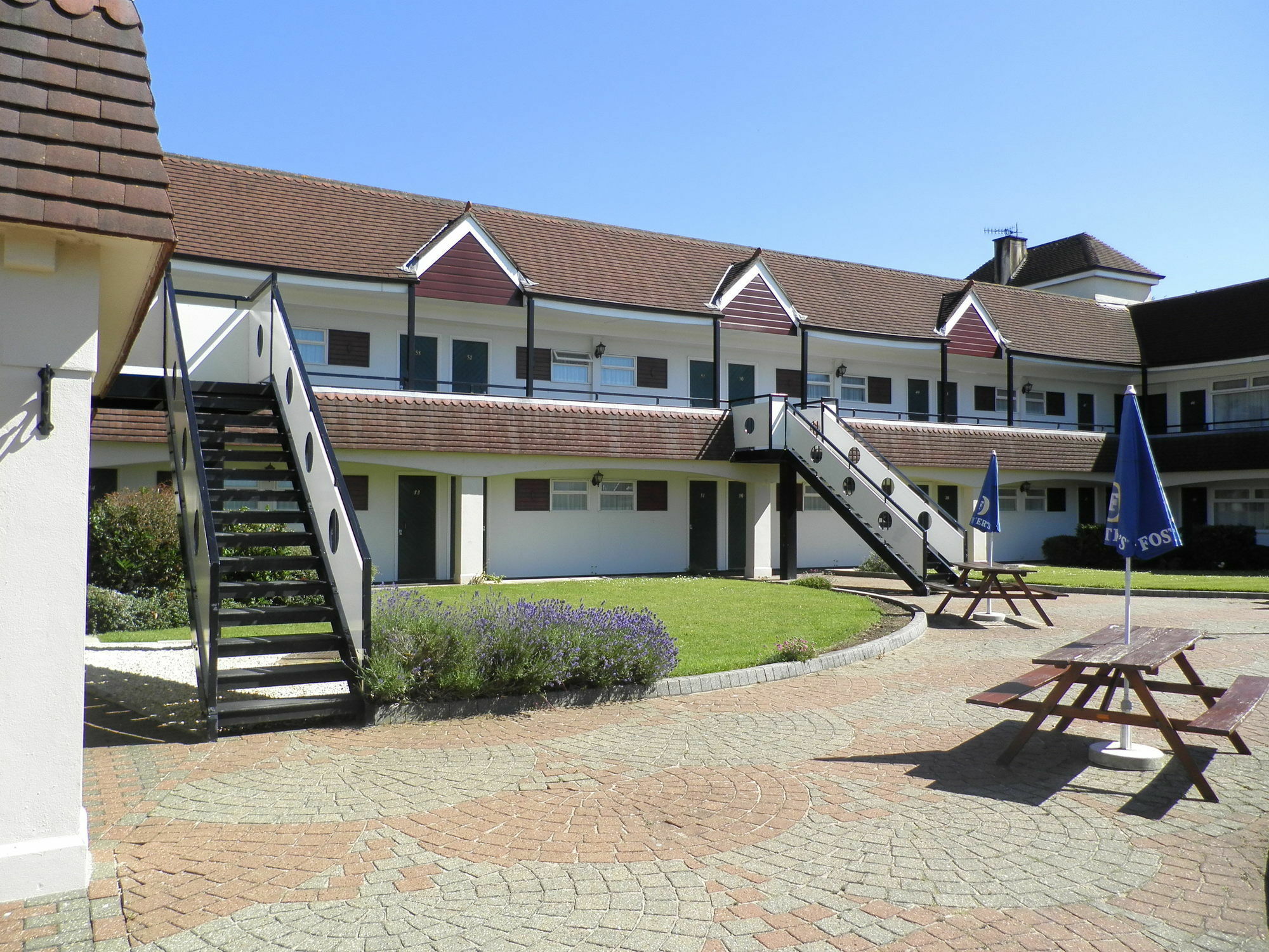 The Town & Country Lodge Dundry Exterior photo
